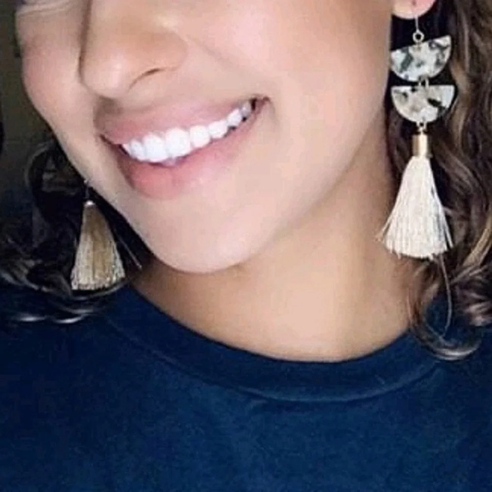 Boho Tassel Dangle Earrings Neutral Beige Acrylic Resin Statement Festival 💖